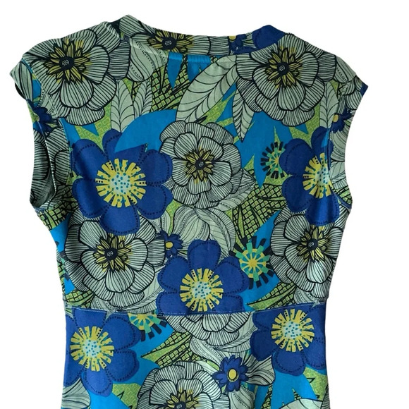 REI NWOT NORTHWAY DRESS RETRO FLORAL V-NECK ACTIVEWEAR | SIZE: SMALL - Picture 8 of 9